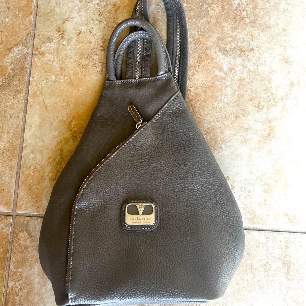 Valentina leather sling/backpack NWOT
